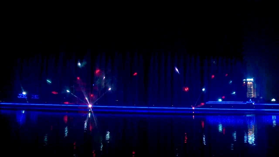 Manifestazione moderna creativa di ballo della luce laser per progettazione su misura plaza commerciale fornitore